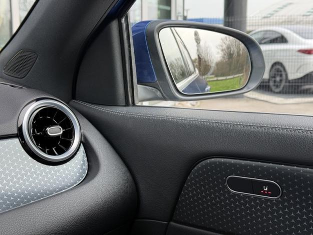 MERCEDES-BENZ GLA 200 d Progressive Line  