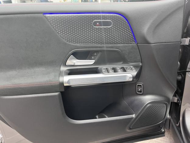 MERCEDES-BENZ EQB 250+ AMG Line  