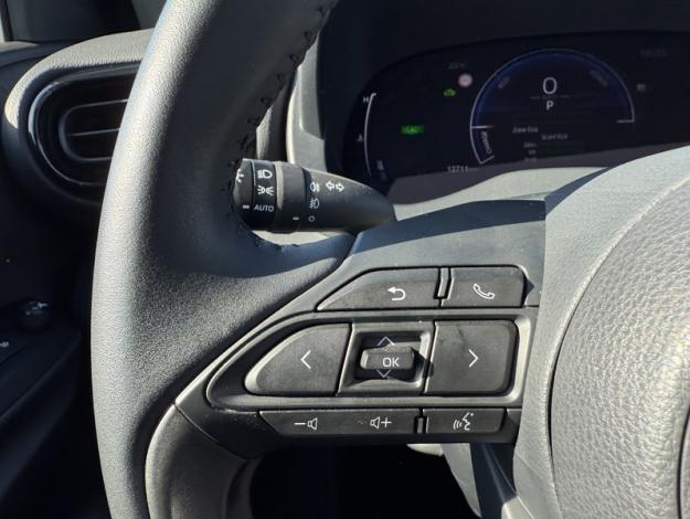 TOYOTA Yaris Hybride 116h Design  MC24