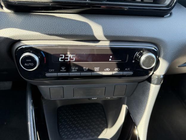 TOYOTA Yaris Hybride 116h Design  MC24