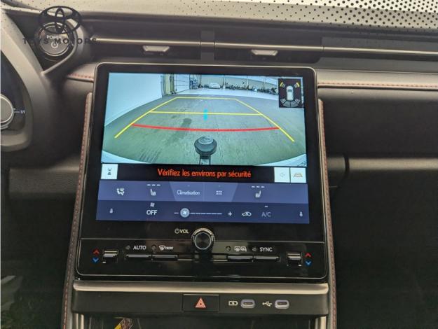LEXUS LBX 1.5 136H 2WD Emotion  