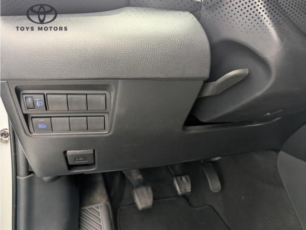 TOYOTA Yaris 120 VVT-i Design  