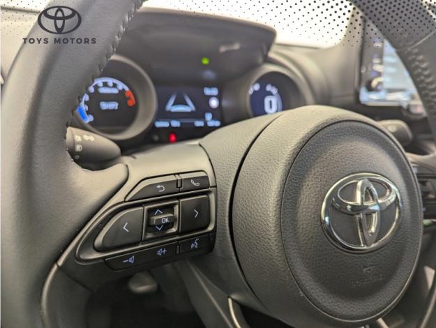 TOYOTA Yaris 120 VVT-i Design  