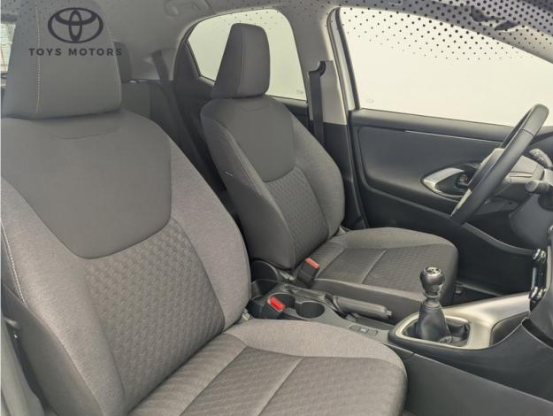 TOYOTA Yaris 120 VVT-i Design  