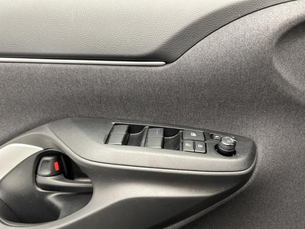 TOYOTA Yaris Cross 1.5 HYBRID 116H DESIGN CARGO   