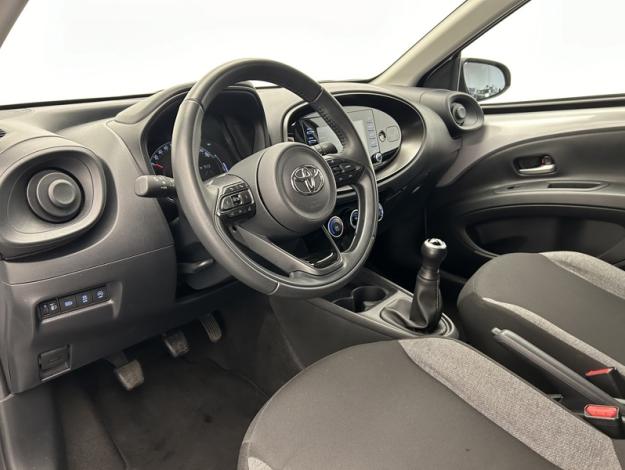 TOYOTA Aygo X 1.0 VVT-i 72 Dynamic   