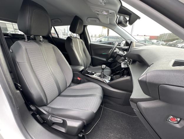 PEUGEOT 2008 1.2 100 Allure  
