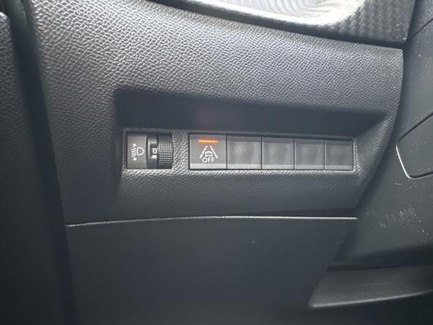 PEUGEOT 2008 1.2 100 Allure  