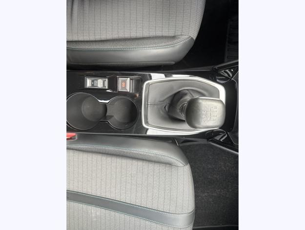 PEUGEOT 2008 1.2 100 Allure  