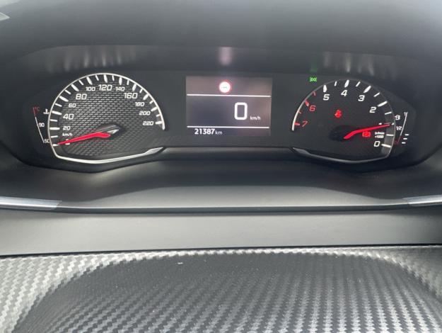 PEUGEOT 2008 1.2 100 Allure  