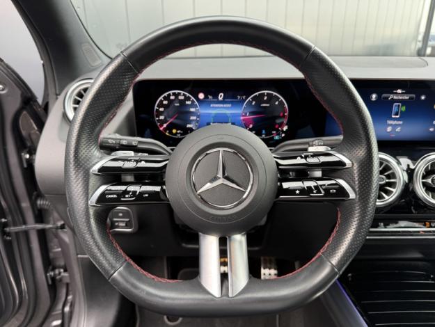 MERCEDES-BENZ GLA 200 d AMG Line  