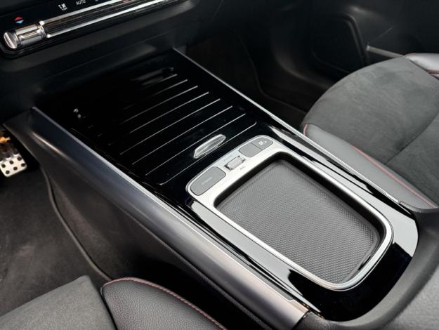 MERCEDES-BENZ GLA 200 d AMG Line  