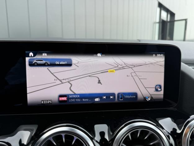 MERCEDES-BENZ GLA 200 d AMG Line  