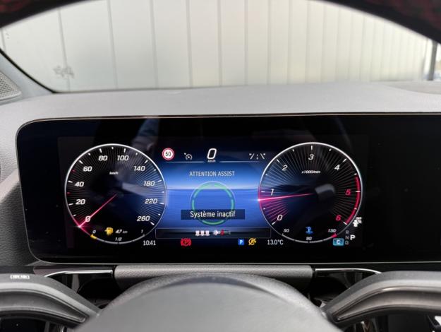 MERCEDES-BENZ GLA 200 d AMG Line  