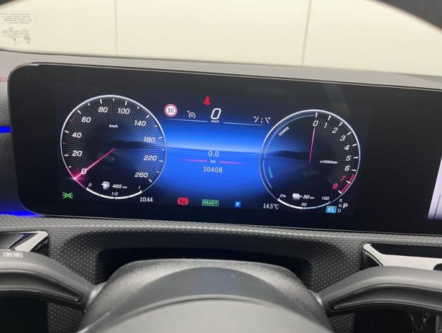 MERCEDES-BENZ CLA Coupé CLA 250 e Hybrid EQ Coupé AMG Line  