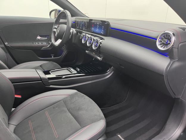 MERCEDES-BENZ CLA Coupé CLA 250 e Hybrid EQ Coupé AMG Line  