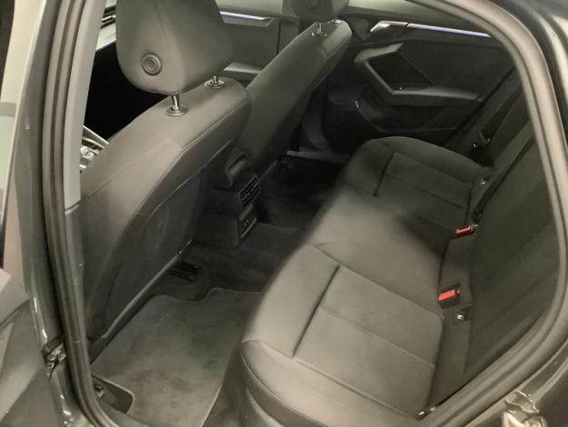 AUDI A3 30 TFSI S line Berline  1.0 110 ch S-tronic7