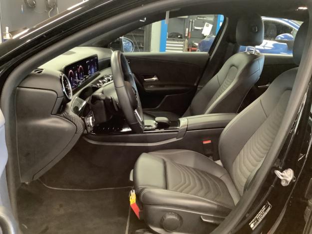 MERCEDES-BENZ A 250 e Business Line LED  