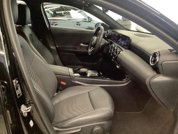 MERCEDES-BENZ A 250 e Business Line LED  