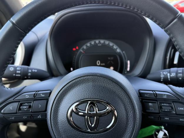 TOYOTA Aygo X 1.0 VVT-i 72 Design   