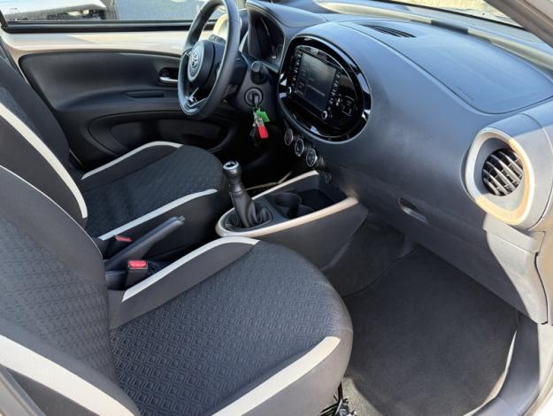 TOYOTA Aygo X 1.0 VVT-i 72 Design   