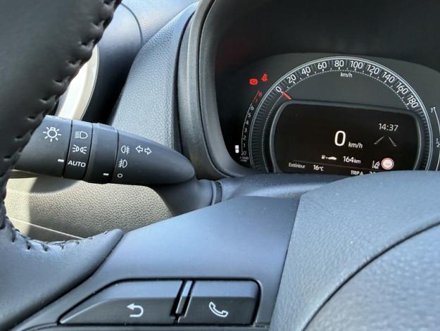 TOYOTA Aygo X 1.0 VVT-i 72 Design   