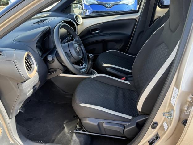 TOYOTA Aygo X 1.0 VVT-i 72 Design   