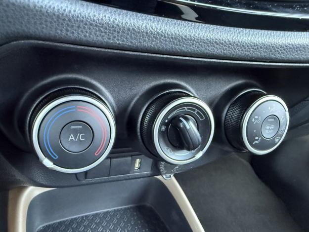 TOYOTA Aygo X 1.0 VVT-i 72 Design   