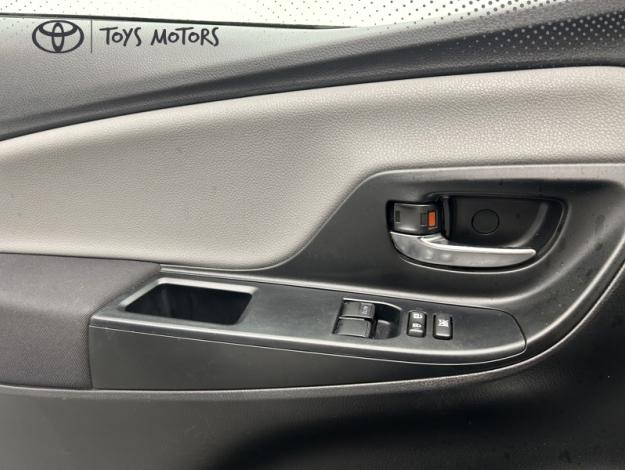 TOYOTA Yaris 70 VVT-i France  