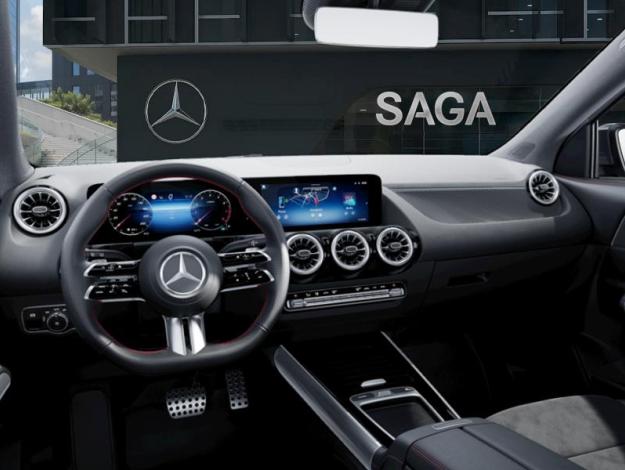 MERCEDES-BENZ GLA 180  