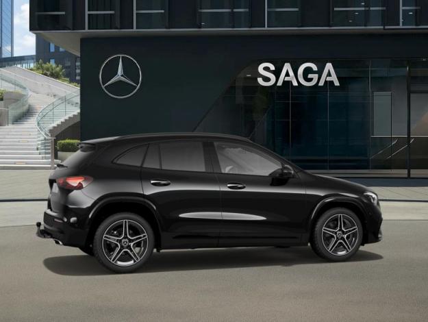 MERCEDES-BENZ GLA 180  