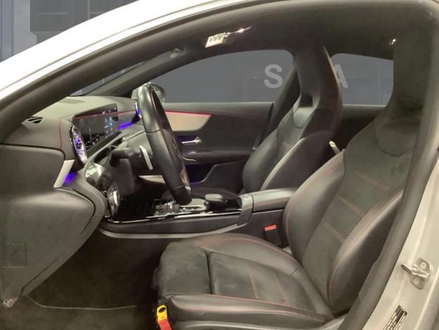 MERCEDES-BENZ CLA 180 d Shooting Brake AMG Line  