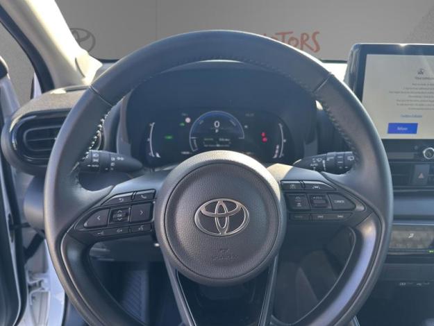 TOYOTA Yaris Hybride 116h Design MY25  