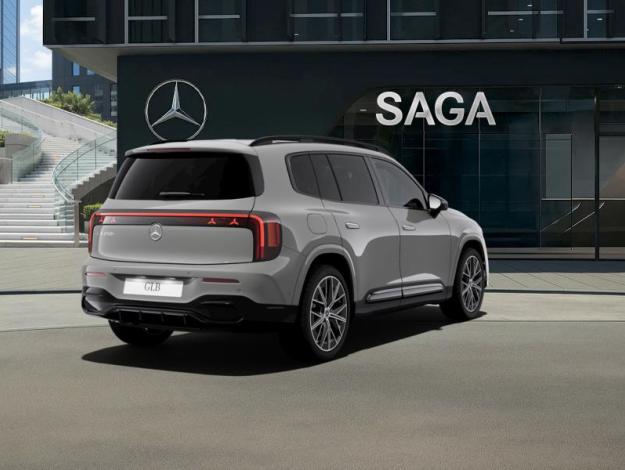 MERCEDES-BENZ GLB 250 + AMG Line  