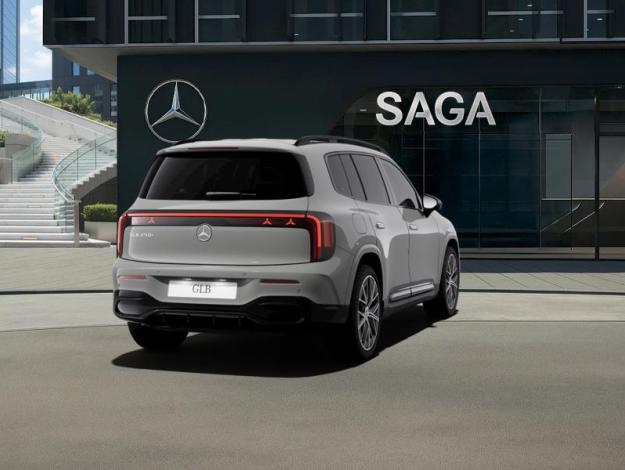 MERCEDES-BENZ GLB 250 + AMG Line  