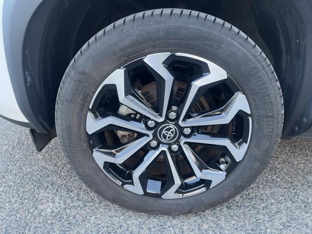 TOYOTA Yaris Cross Hybrid 2WD Design   