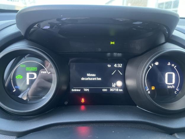 TOYOTA Yaris Cross Hybrid 2WD Design   