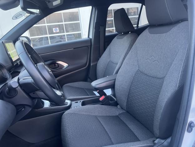 TOYOTA Yaris Cross Hybrid 2WD Design   