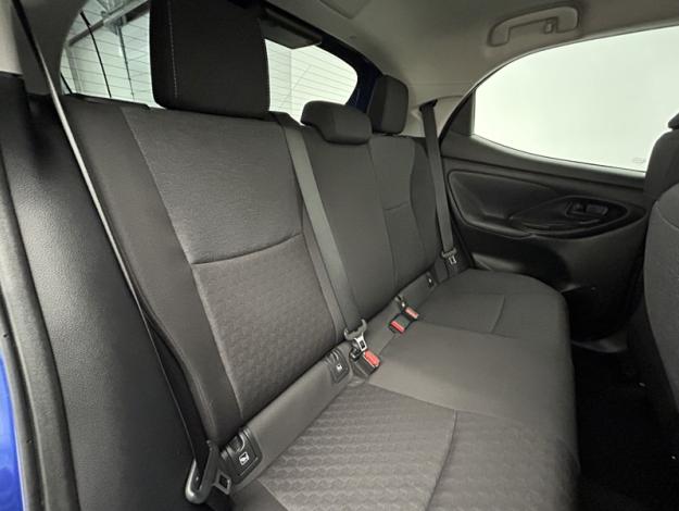 TOYOTA Yaris 116h Design  PACK CONFORT