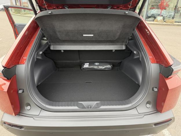 TOYOTA C-HR Design Grande Autonomie 77 kWh 224ch  C HR+ GRANDE AUTONOMIE DESIGN DEMO