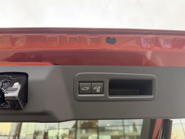 TOYOTA C-HR Design Grande Autonomie 77 kWh 224ch  C HR+ GRANDE AUTONOMIE DESIGN DEMO