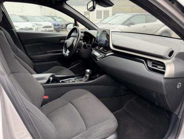 TOYOTA C-HR 1.8 HYBRIDE 122 DESIGN  