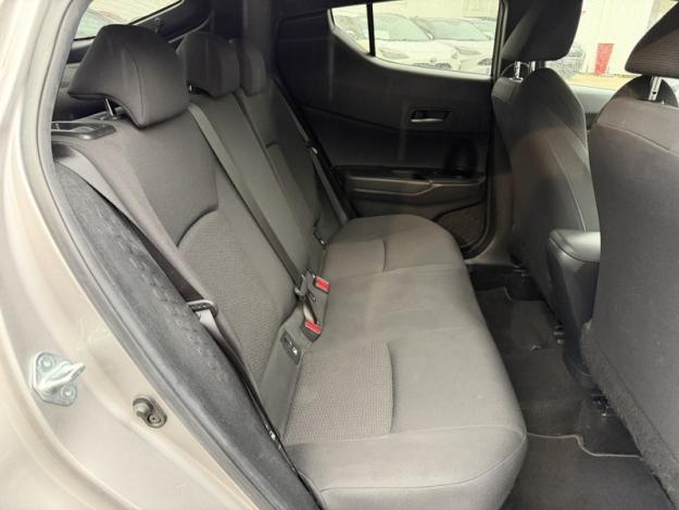 TOYOTA C-HR 1.8 HYBRIDE 122 DESIGN  