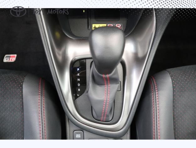 TOYOTA Yaris Hybride 130h GR SPORT Pano Techno   