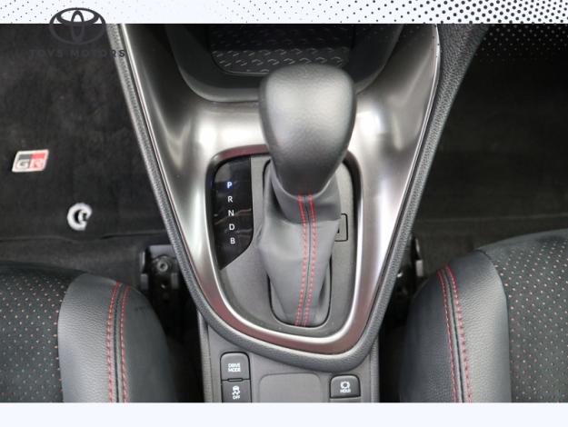 TOYOTA Yaris Hybride 130h GR SPORT  