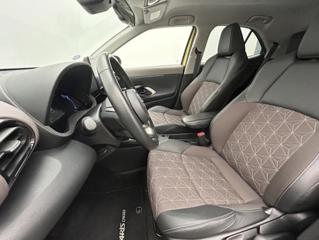 TOYOTA Yaris Cross 1.5 HYBRID 116H COLLECTION Pano Tech  