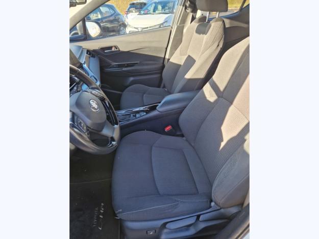 TOYOTA C-HR 1.8 HYBRIDE 122 DESIGN  