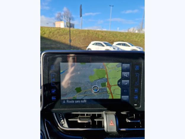 TOYOTA C-HR 1.8 HYBRIDE 122 DESIGN  