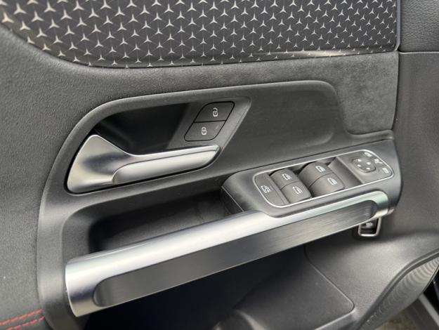 MERCEDES-BENZ EQB 250+ AMG Line  