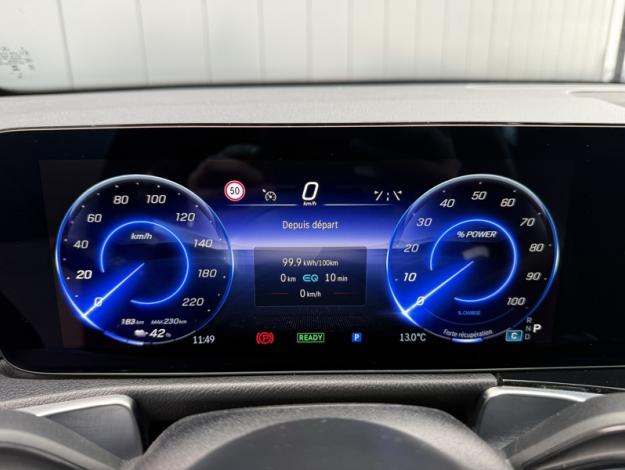 MERCEDES-BENZ EQB 250+ AMG Line  